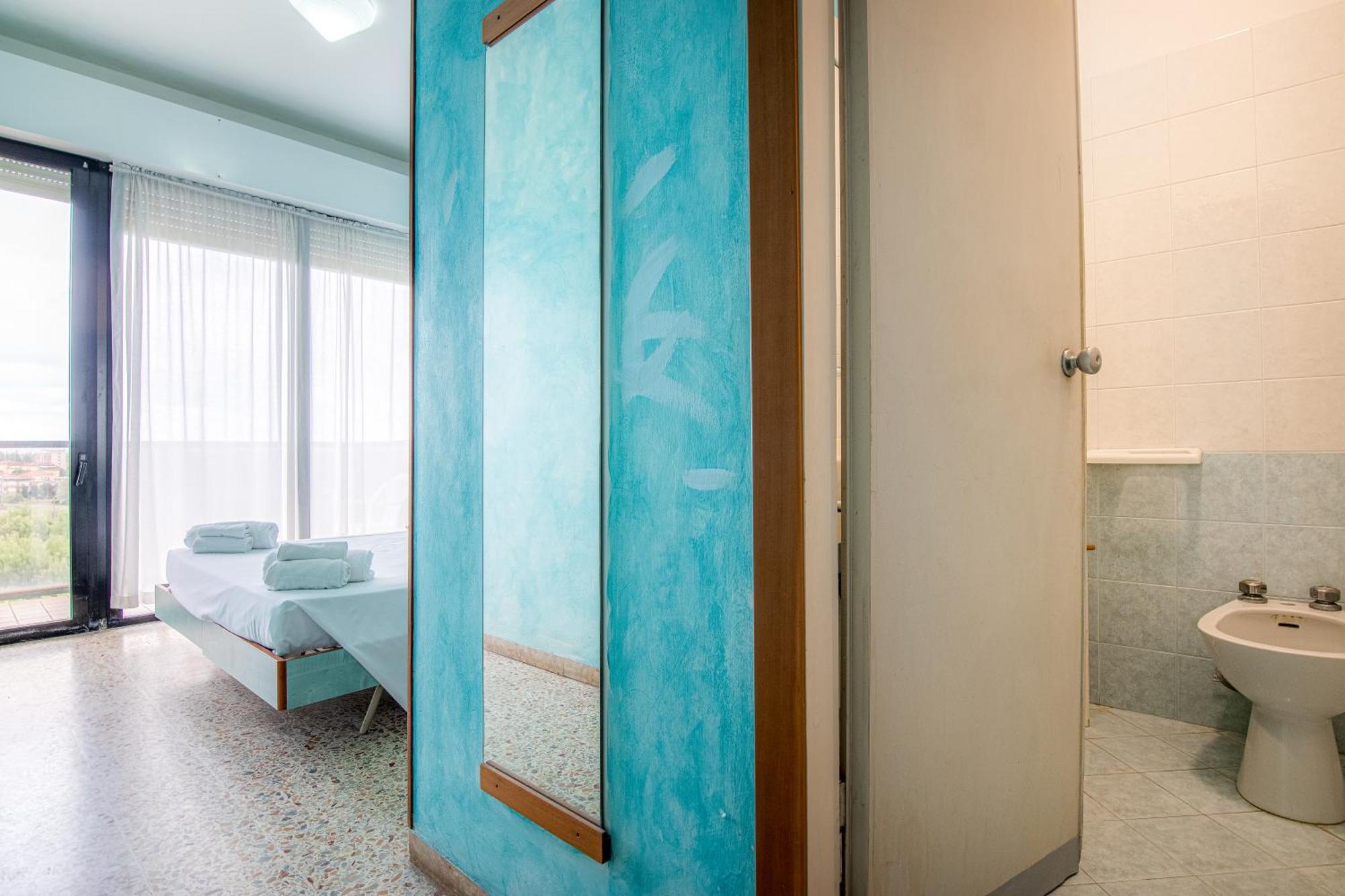 רימיני Hotel Crown מראה חיצוני תמונה